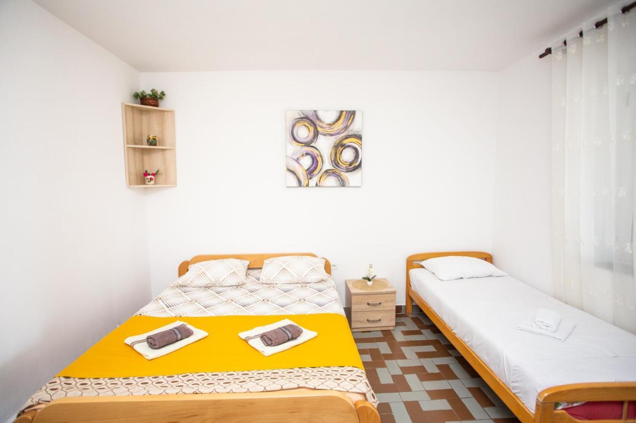 Apartments Jelena Ulcinj Exterior photo