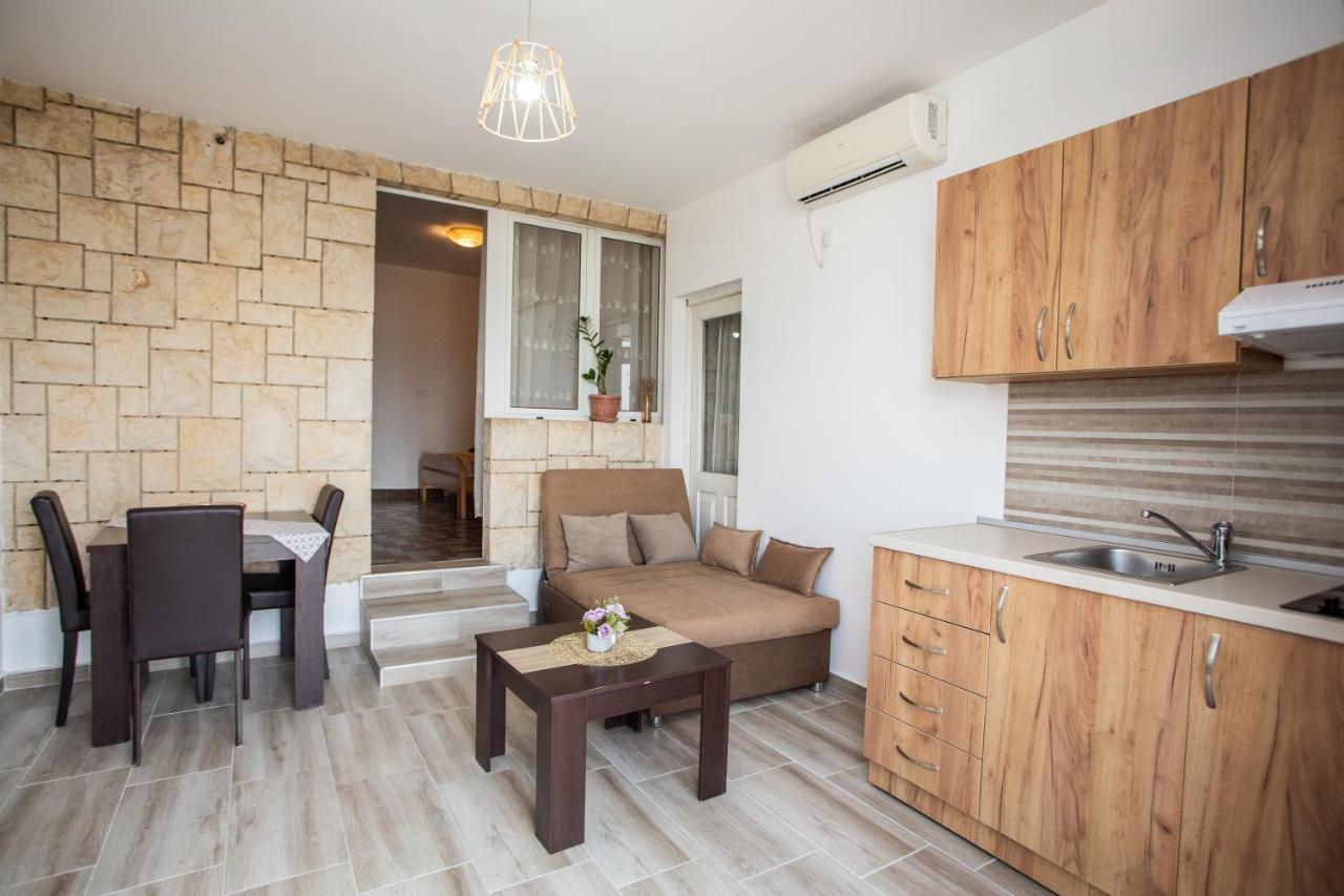 Apartments Jelena Ulcinj Exterior photo